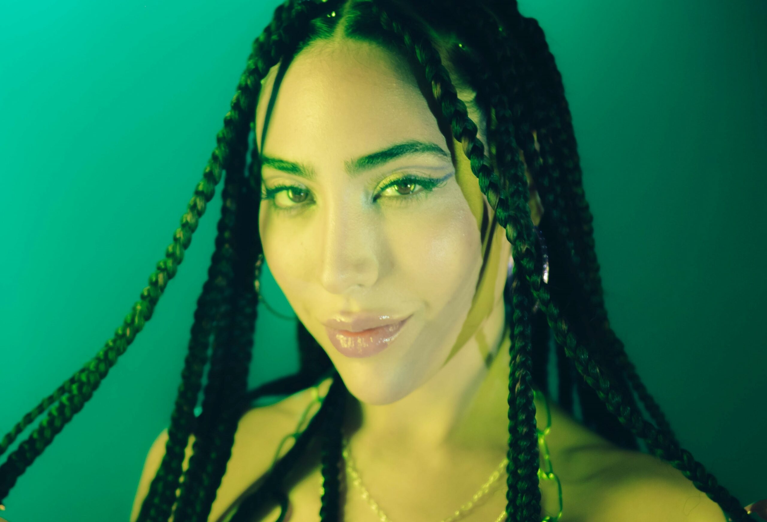 «BAJITA» DE CHARLIE D LLEGA AL Nº 1 DEL HOT SONG COLOMBIA (TOP GENERAL)