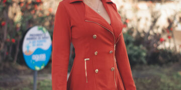 NICOLE VEGA LANZA EL VIDEO OFICIAL DE SU CANCIÓN ‘LADREN PERROS’